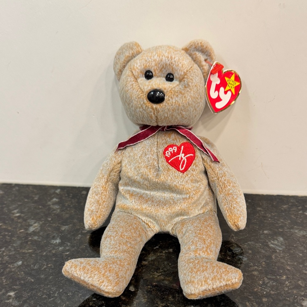 Ty Beanie Baby Signature Bear 1999 Retired First Edition. Size 9”